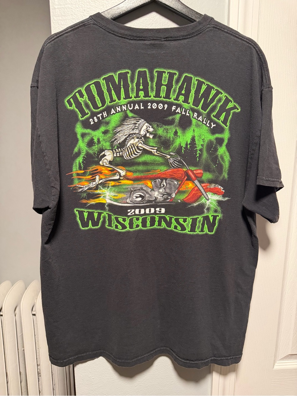 Vintage 2009 Tomahawk Fall Rally Wisconsin Skull Graphic T Shirt Size XL